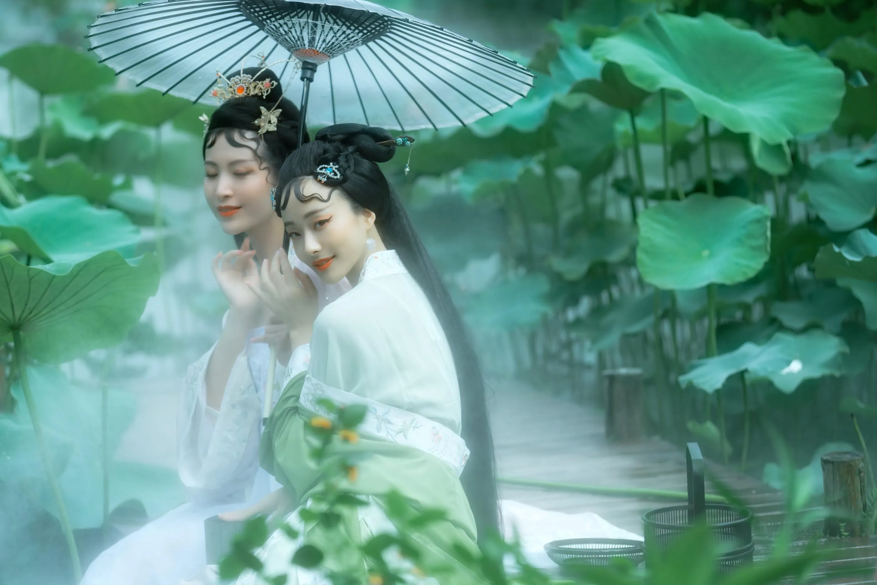 [YITUYU艺图语]2021.12.25 双生花 修水凝花 [31P]插图1